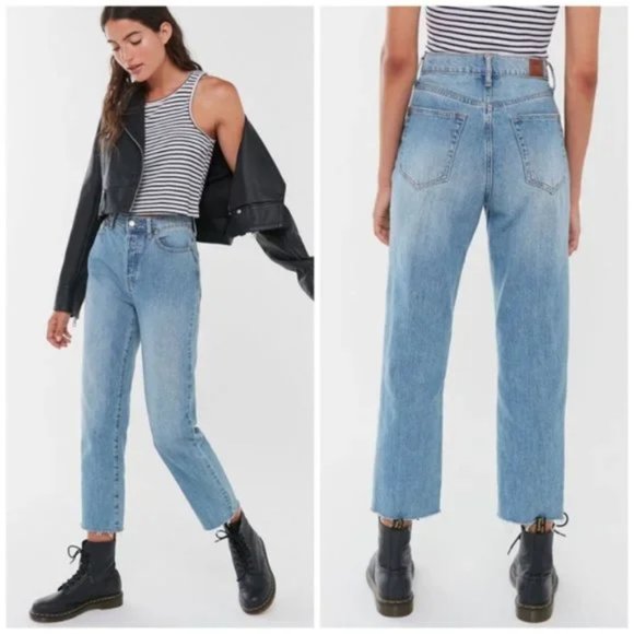 BDG Denim - BDG Urban Outfitters Slim Straight Button Fly Ram Hem Cropped Jeans Size…